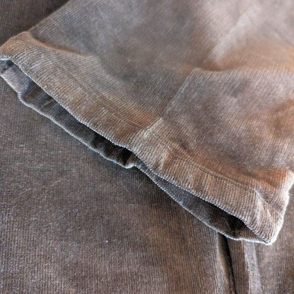 Alia Petite Corduroy brown pants size 8 P in very good condition, no snags - Picture 3 of 9